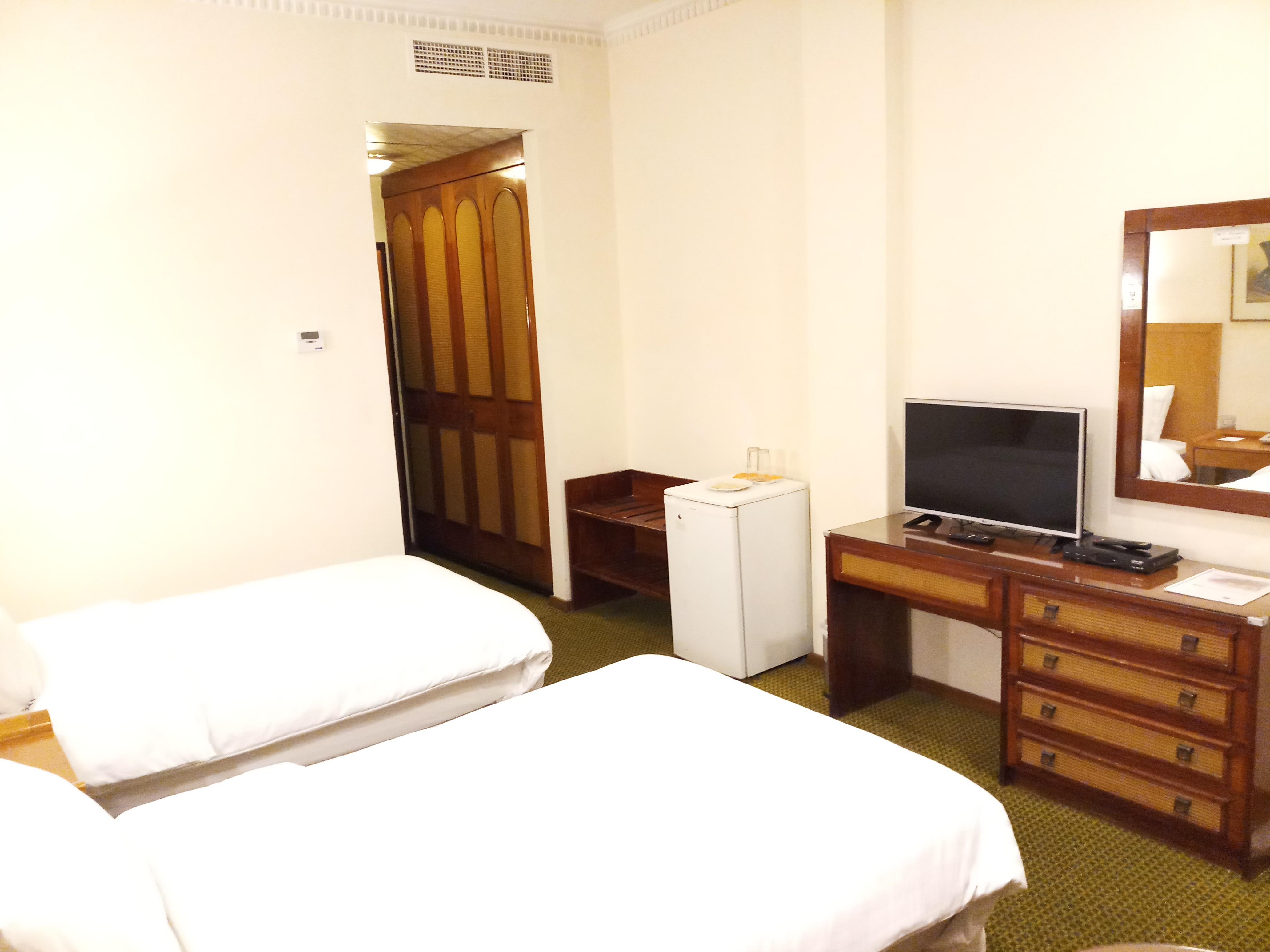 Oriental Palace Hotel Al-Manamah Bagian luar foto