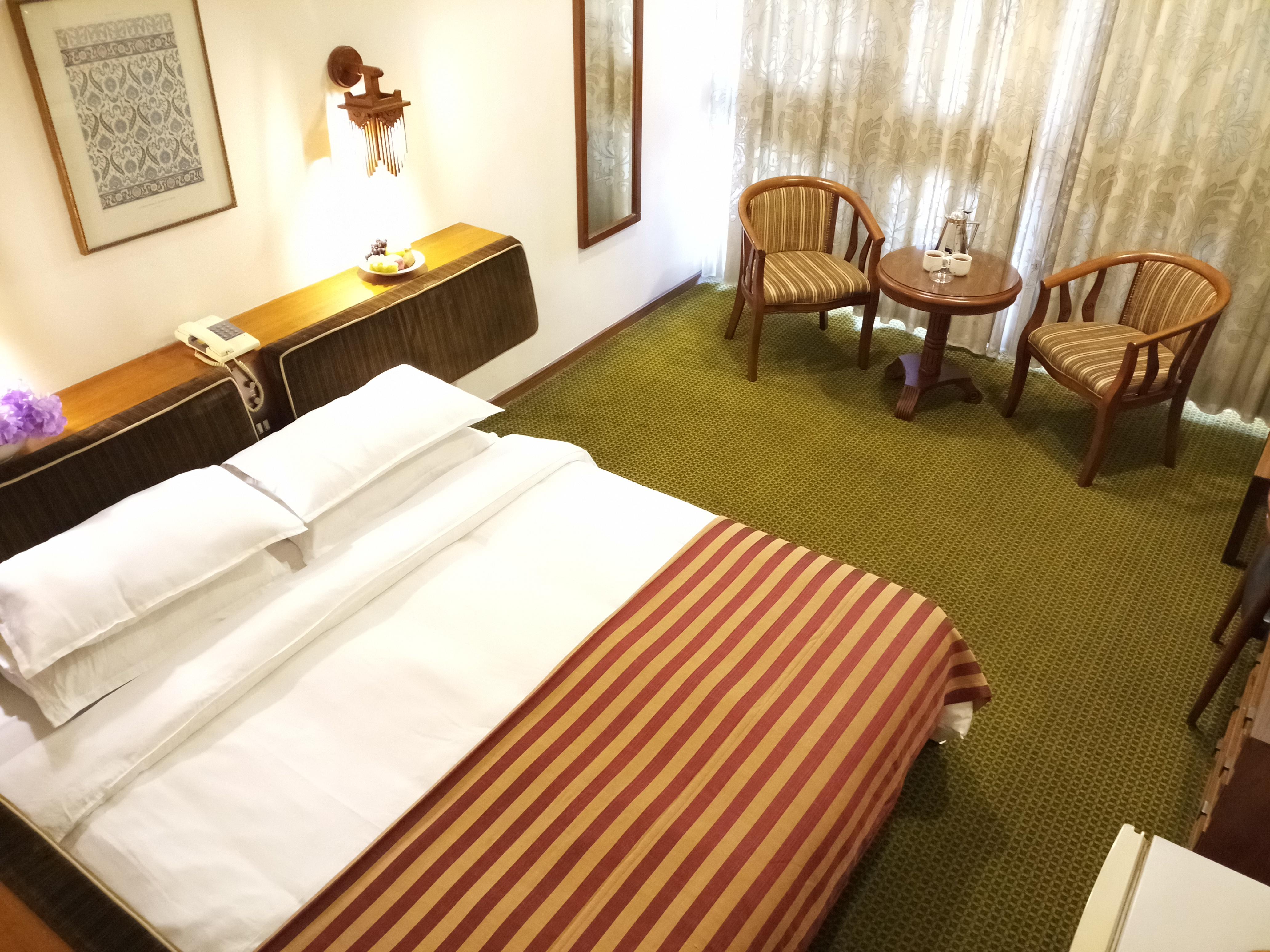Oriental Palace Hotel Al-Manamah Bagian luar foto