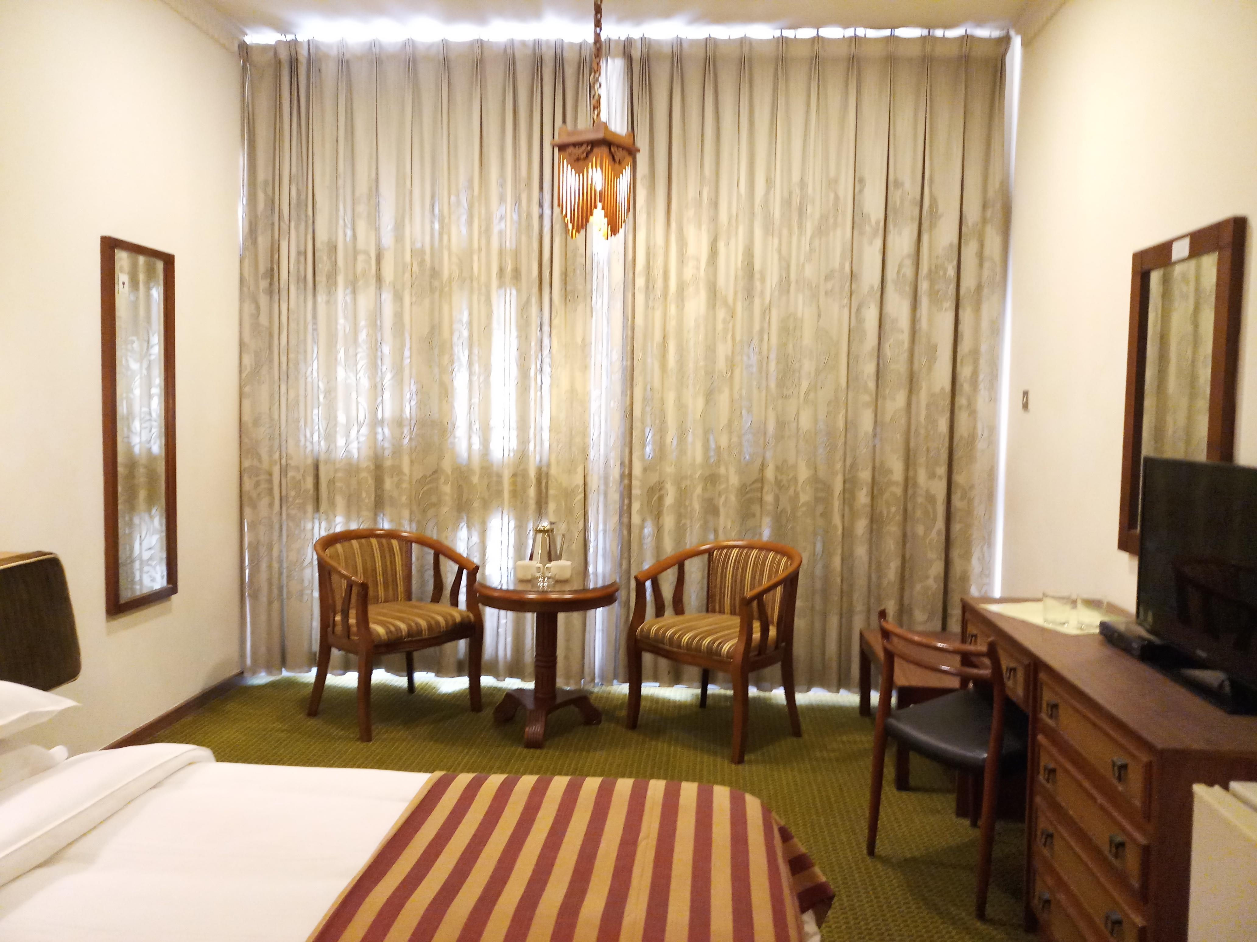 Oriental Palace Hotel Al-Manamah Bagian luar foto