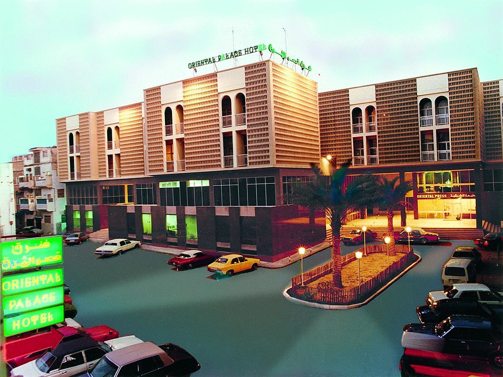 Oriental Palace Hotel Al-Manamah Bagian luar foto