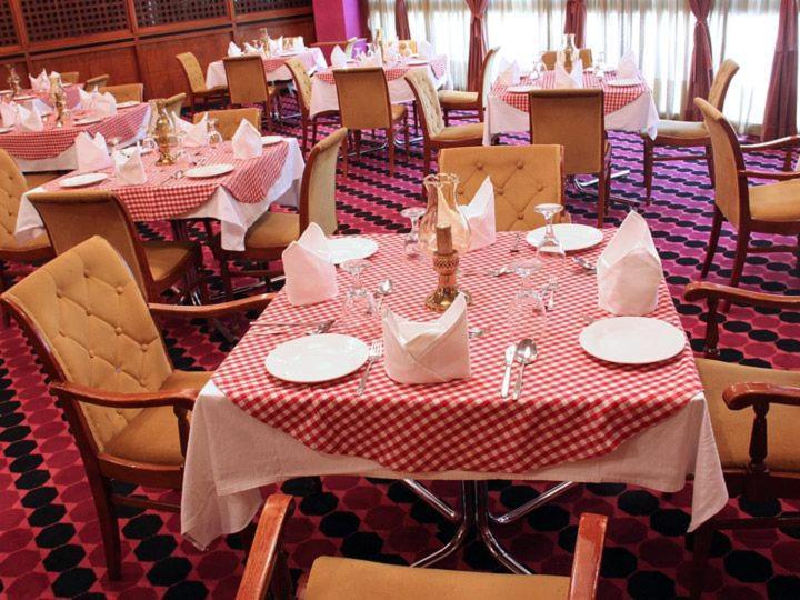 Oriental Palace Hotel Al-Manamah Bagian luar foto